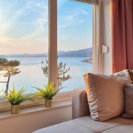 Apartamento 1 Bedroom Beach Front Apartment In Silo